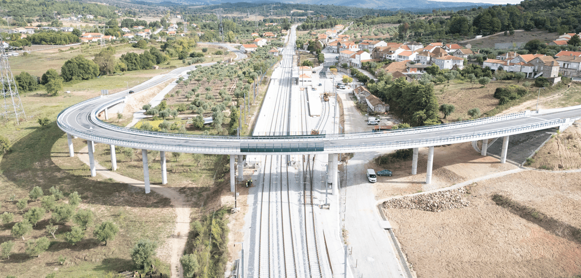 Imagem 1 - Linha da Beira Alta - Reposição do serviço de passageiros entre Celorico da Beira e Vilar Formoso